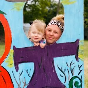 Meet your Posher, Amber